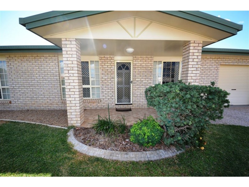 17 Gleeson Close, Gracemere QLD 4702