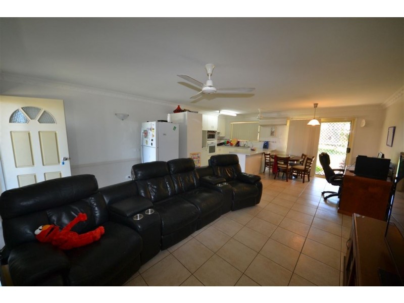 17 Gleeson Close, Gracemere QLD 4702