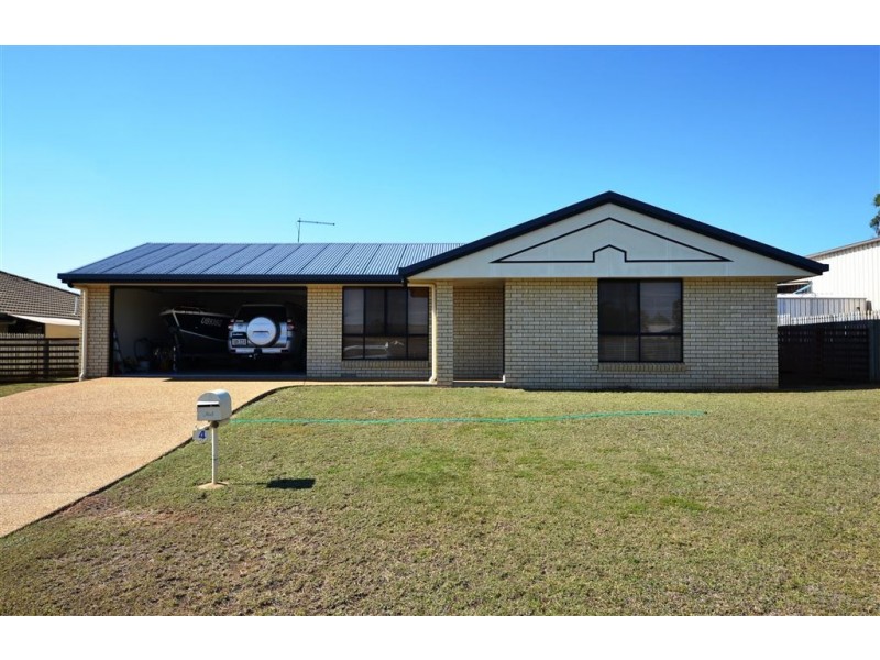 4 Davies Avenue, Gracemere QLD 4702