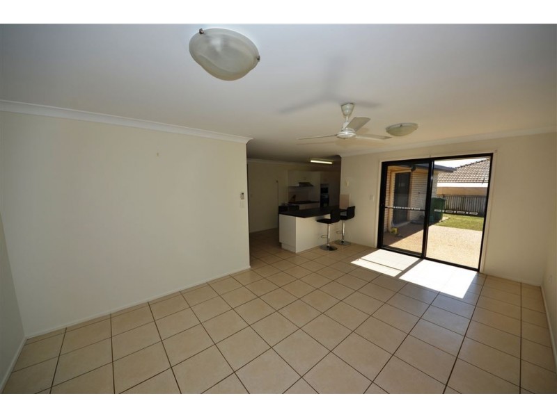 4 Davies Avenue, Gracemere QLD 4702