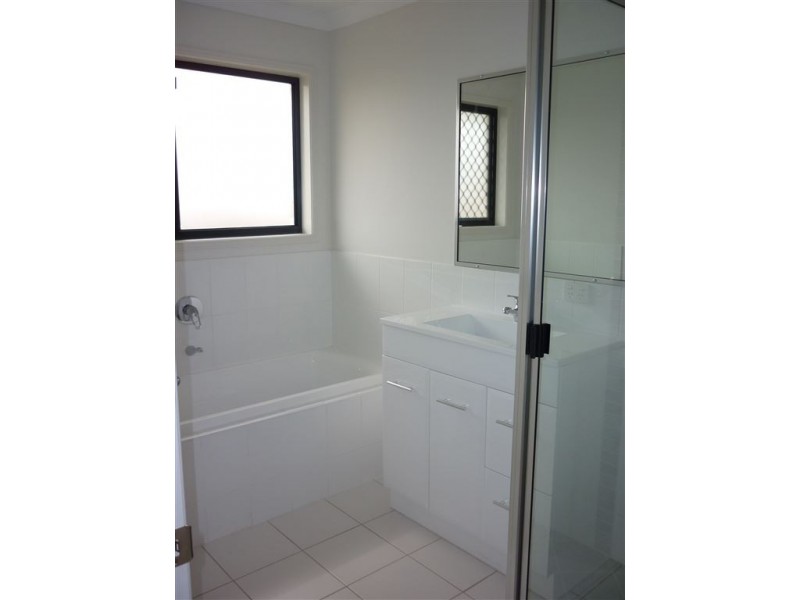 103 Lucas Street, Gracemere QLD 4702
