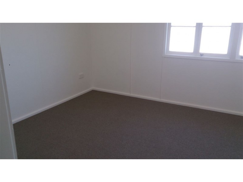 69 Darcy Street, Mount Morgan QLD 4714