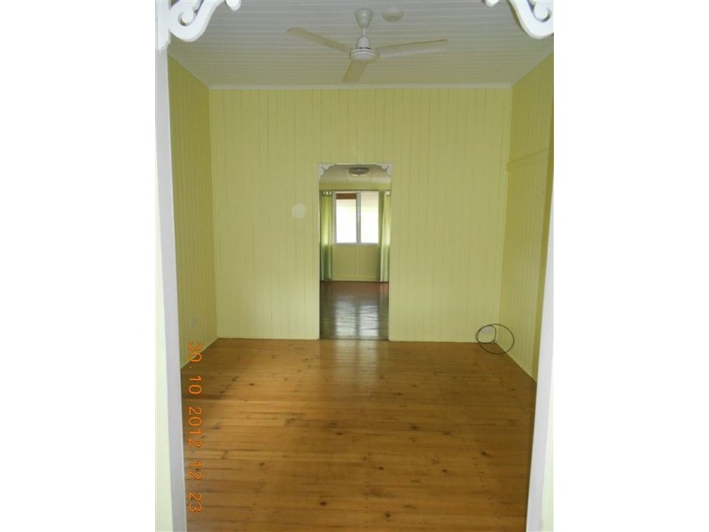 42 Gordon Street, Mount Morgan QLD 4714