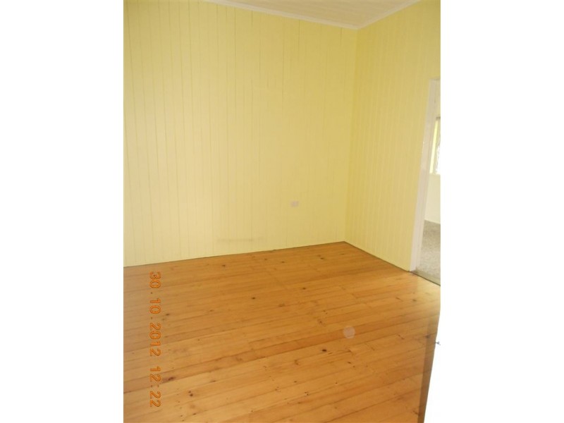 42 Gordon Street, Mount Morgan QLD 4714