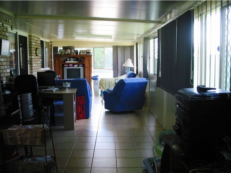 10 Lorraine Court, Gracemere QLD 4702