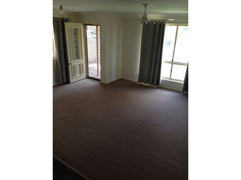 8 Lorraine Court, Gracemere QLD 4702