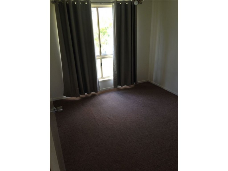 8 Lorraine Court, Gracemere QLD 4702