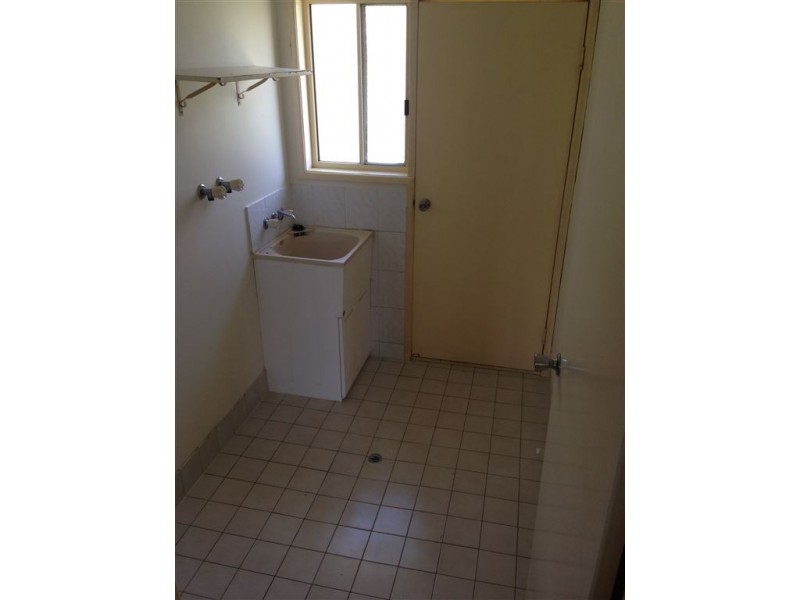 8 Lorraine Court, Gracemere QLD 4702