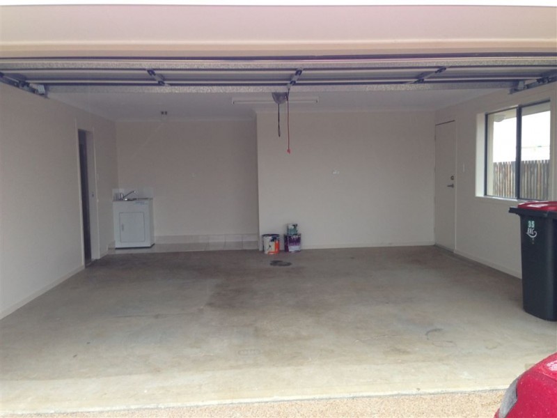 35 Taramoore Road, Gracemere QLD 4702