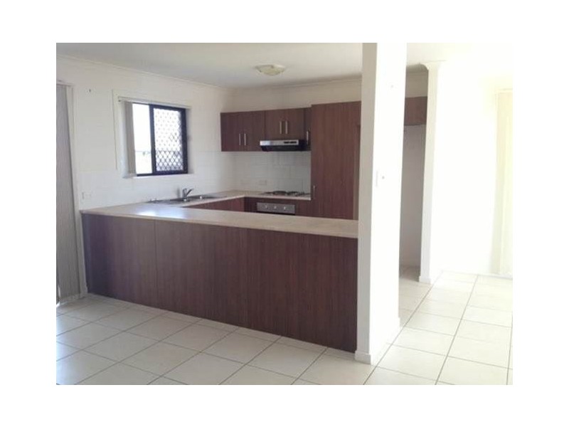 16 John Oxley drive, Gracemere QLD 4702