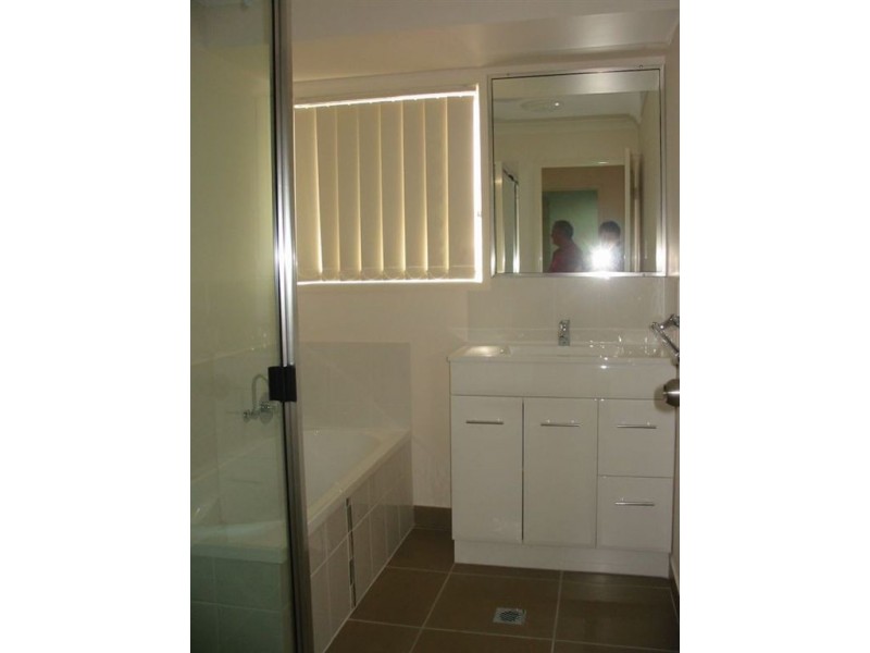 8 Chatterton, Gracemere QLD 4702