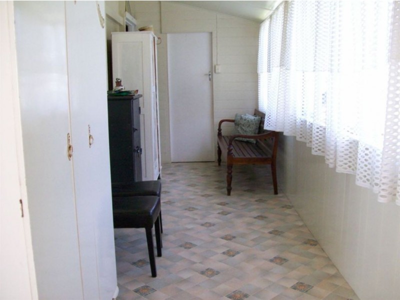 93 James Street, Mount Morgan QLD 4714