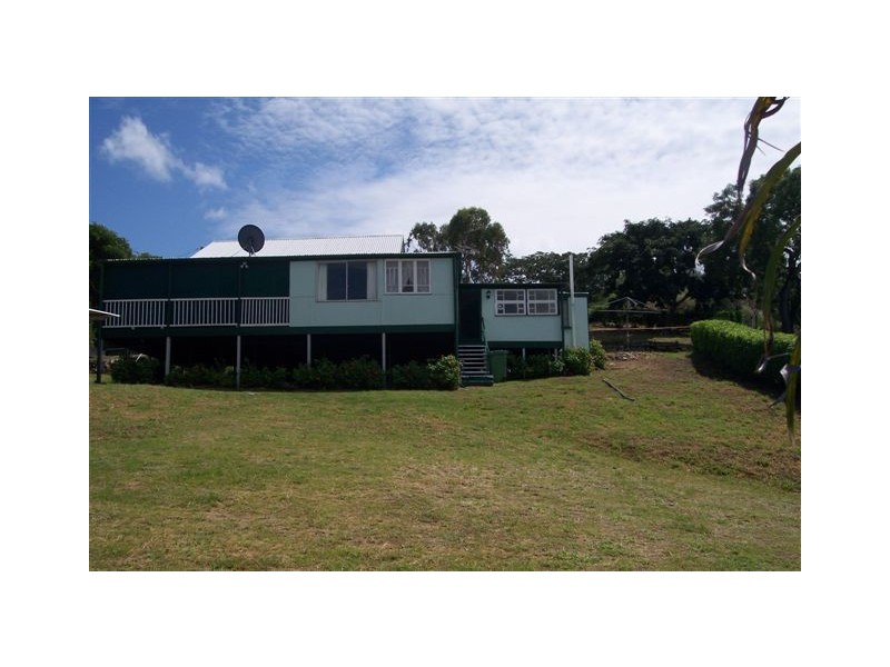 1012 North Street, Mount Morgan QLD 4714