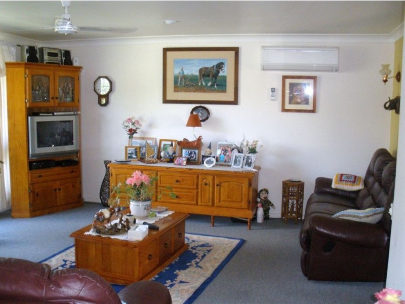 24 Fenwick  St, Gracemere QLD 4702