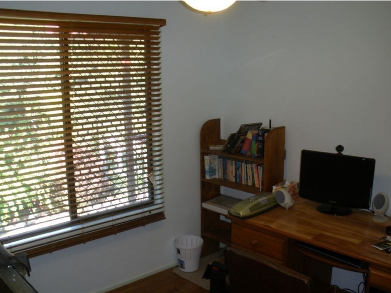 54 Moonmera st, Kabra QLD 4702