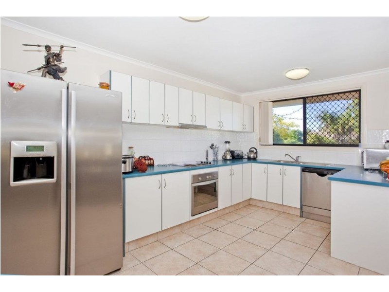 3 Bermuda Street, Broadbeach Waters QLD 4218