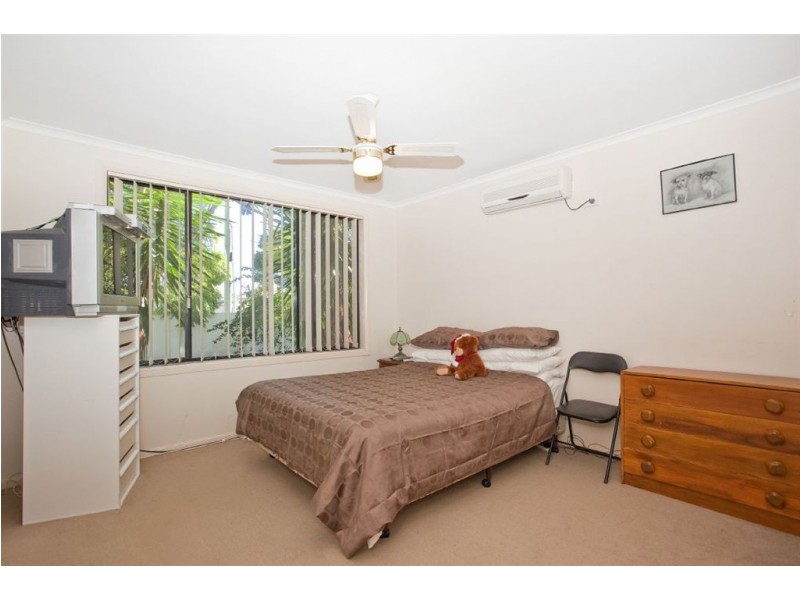 3 Bermuda Street, Broadbeach Waters QLD 4218