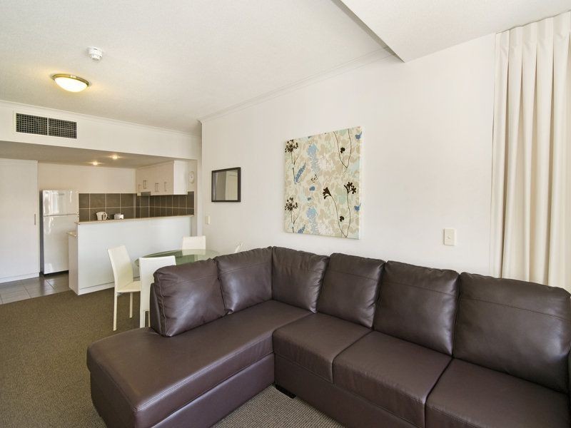 1107/1 Ocean St, Burleigh Heads QLD 4220