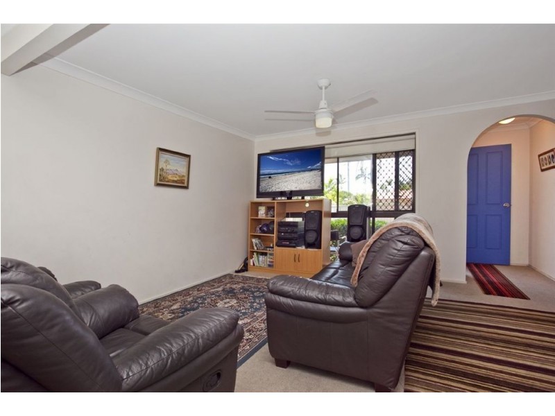 28/2 Karbunya Street, Mermaid Waters QLD 4218