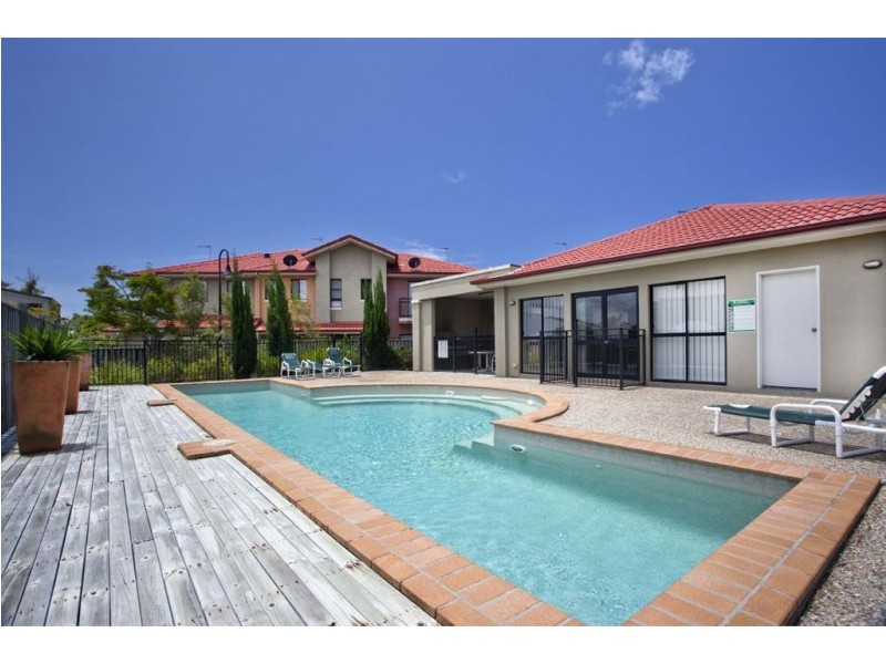 21/2 Geraldton Drive, Varsity Lakes QLD 4227