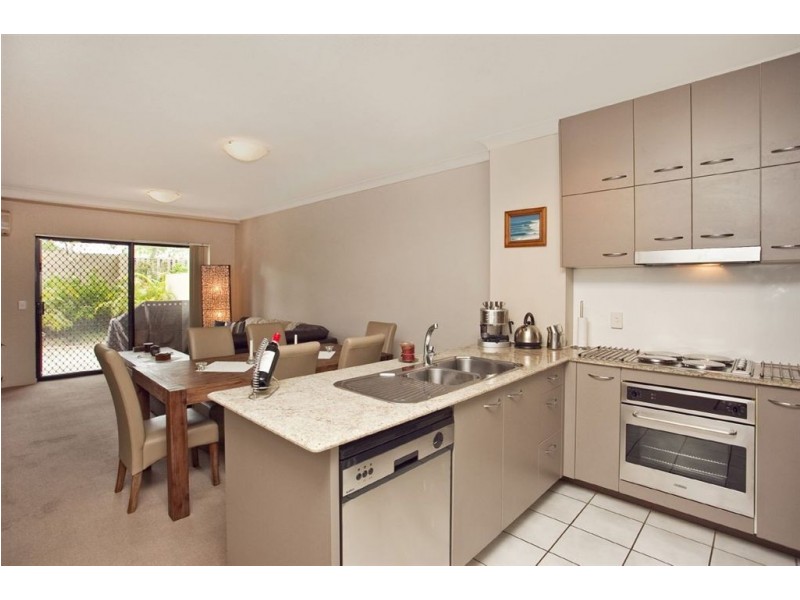 21/2 Geraldton Drive, Varsity Lakes QLD 4227