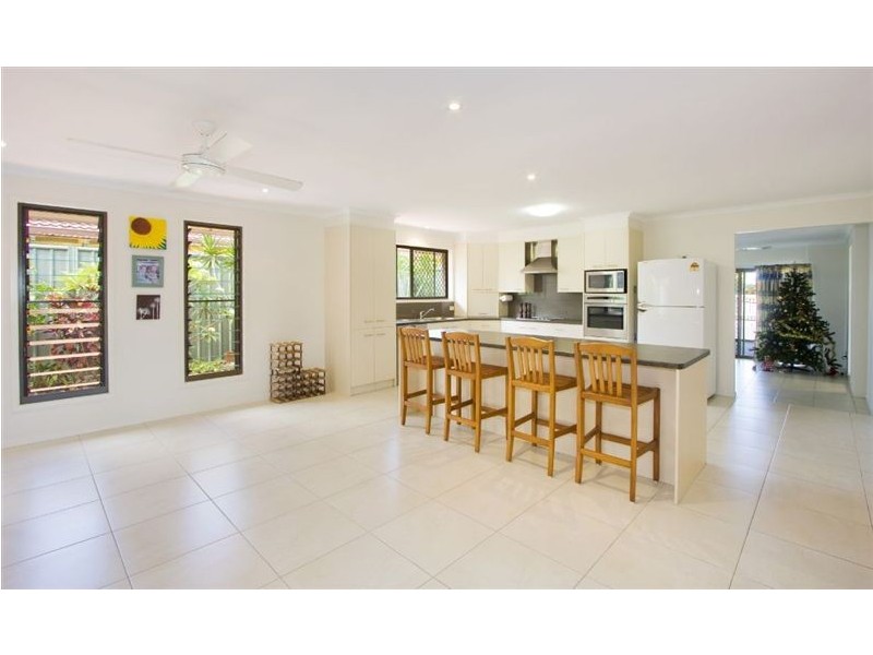 8 Sigatoka Place, Clear Island Waters QLD 4226