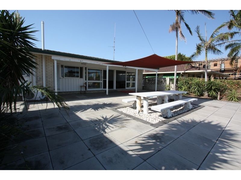 94 Monaco Street, Broadbeach Waters QLD 4218