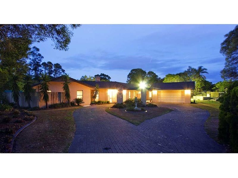 47 Marbella Drive, Benowa QLD 4217