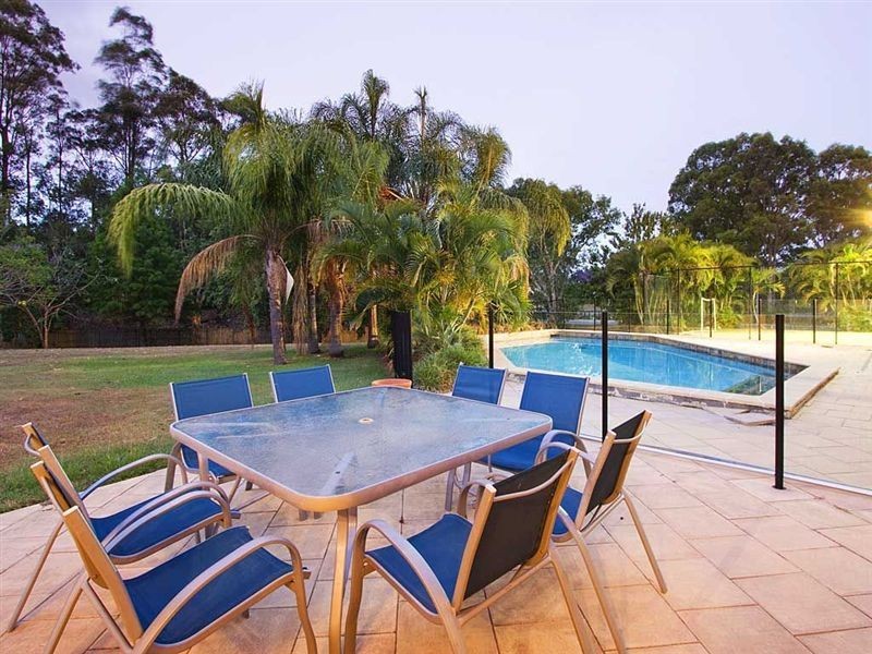 47 Marbella Drive, Benowa QLD 4217