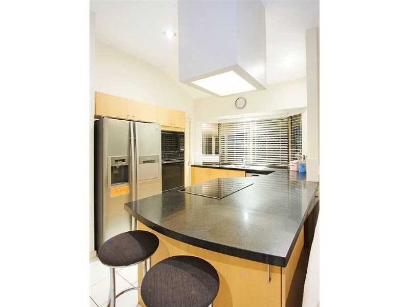 47 Marbella Drive, Benowa QLD 4217