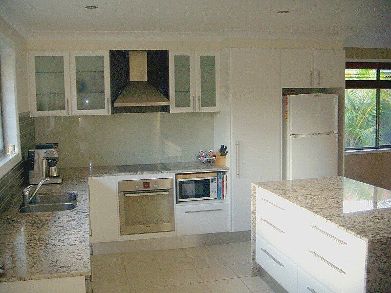 140 Burleigh Street, Burleigh Waters QLD 4220