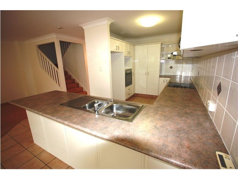 15/11-17 Beachcomber Court, Burleigh Waters QLD 4220