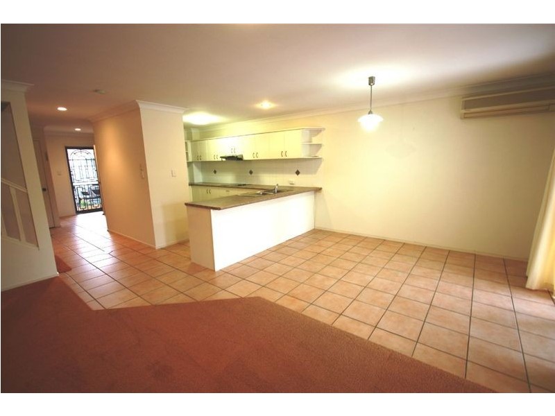 15/11-17 Beachcomber Court, Burleigh Waters QLD 4220