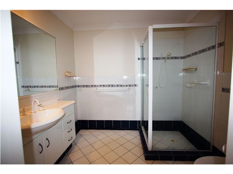 15/11-17 Beachcomber Court, Burleigh Waters QLD 4220