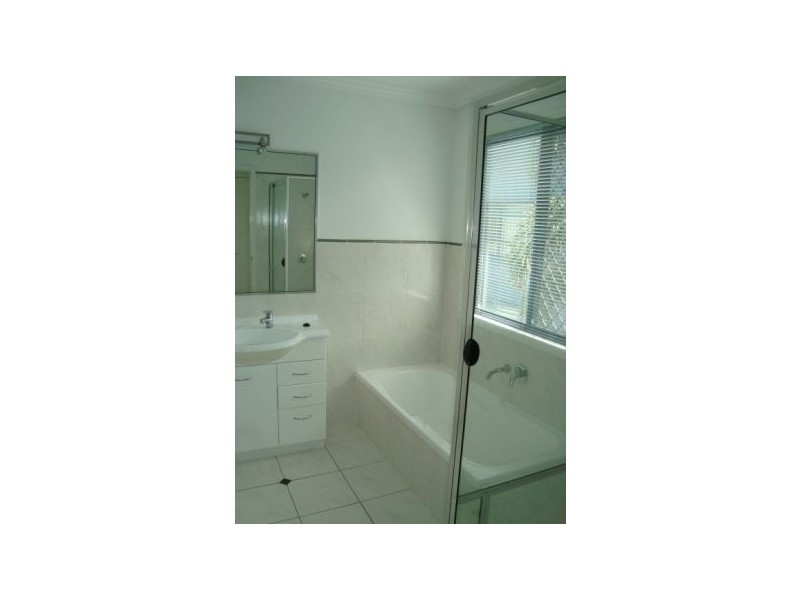 3/5 Taylor Street, Biggera Waters QLD 4216
