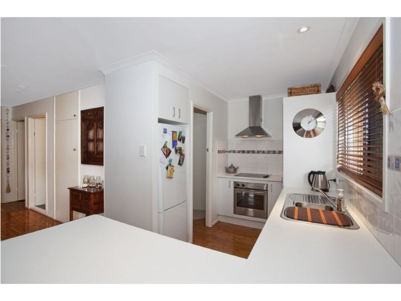1/12 Ikkina Road, Burleigh Heads QLD 4220
