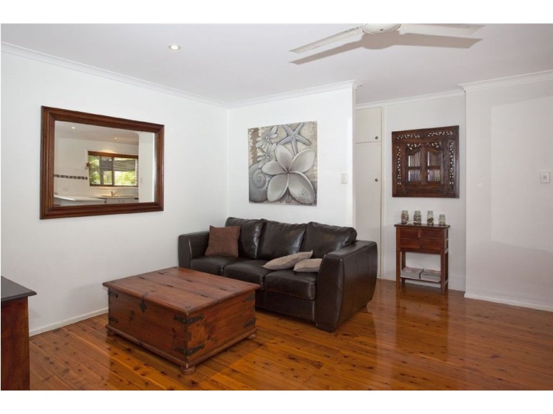 1/12 Ikkina Road, Burleigh Heads QLD 4220