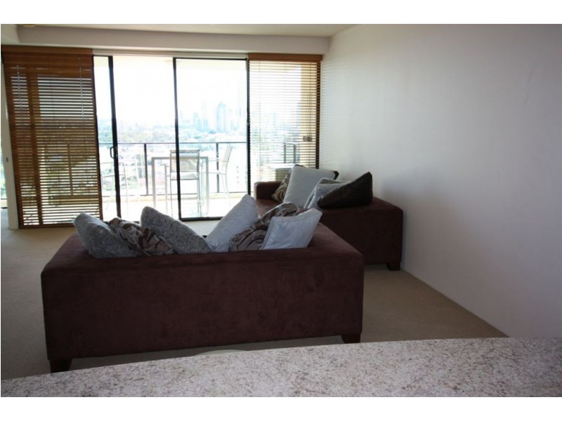 1805/2685 Gold Coast Highway, Broadbeach QLD 4218