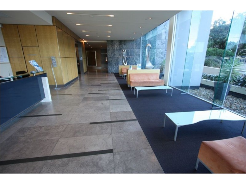 1805/2685 Gold Coast Highway, Broadbeach QLD 4218