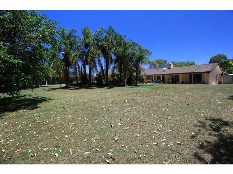 47 Marbella Drive, Benowa QLD 4217