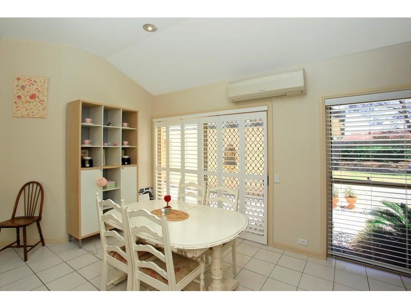 47 Marbella Drive, Benowa QLD 4217