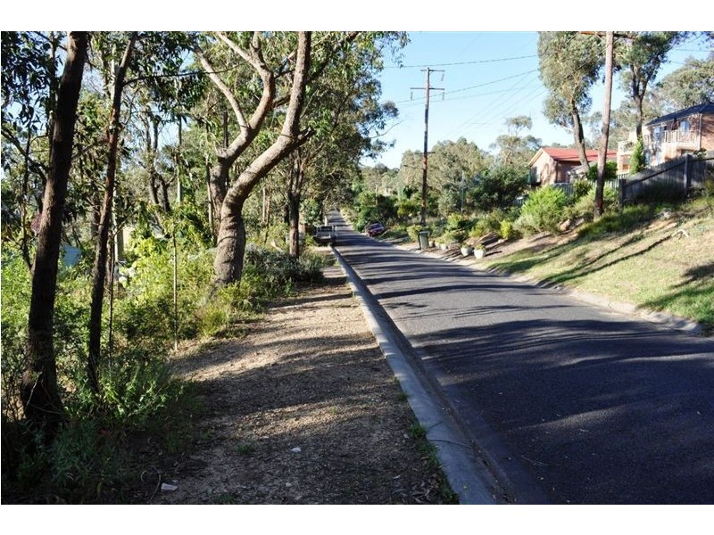 42 FIRST AVE, Katoomba NSW 2780