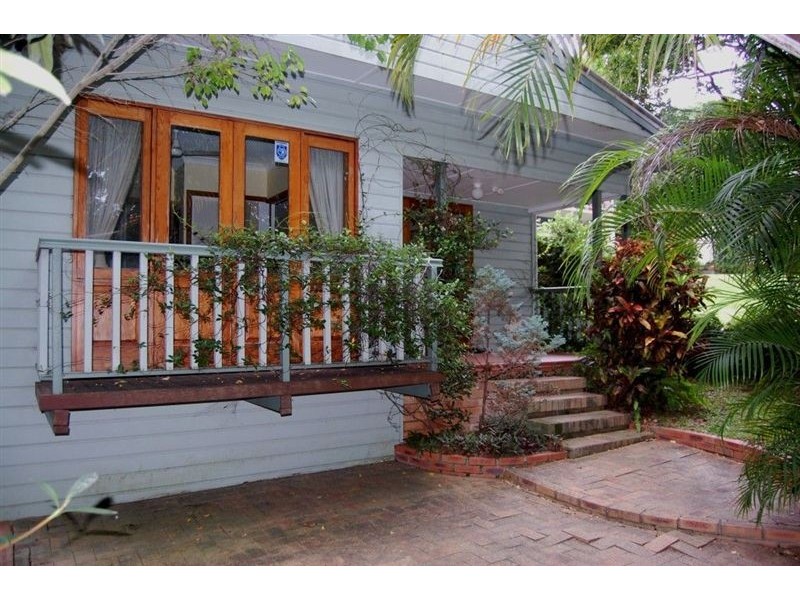 17 Wade Street, Tugun QLD 4224