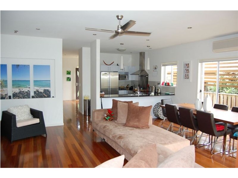 1/21 Hooper Drive, Currumbin QLD 4223