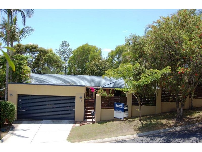 4 Radiata Court, Elanora QLD 4221