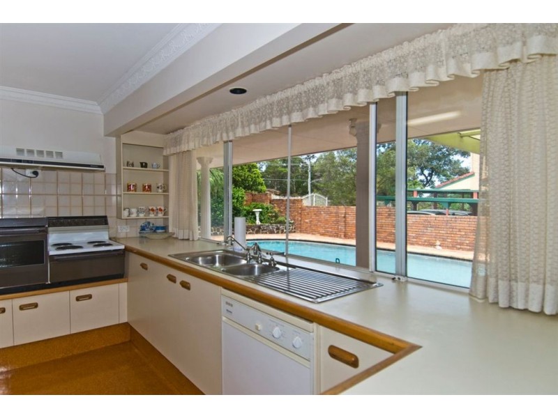 2 French Street, Tugun QLD 4224
