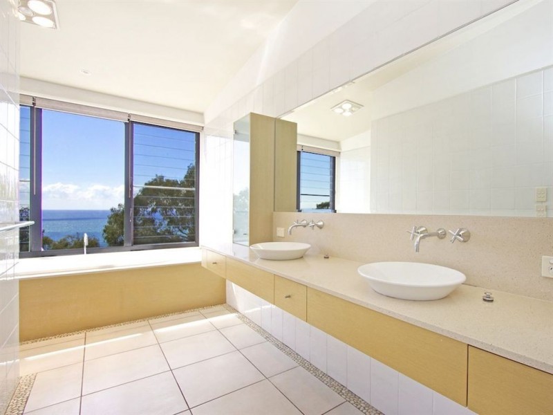 68 Woodgee Street, Currumbin QLD 4223
