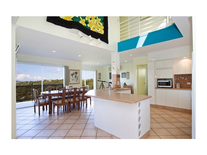 67 Crest Drive, Currumbin QLD 4223