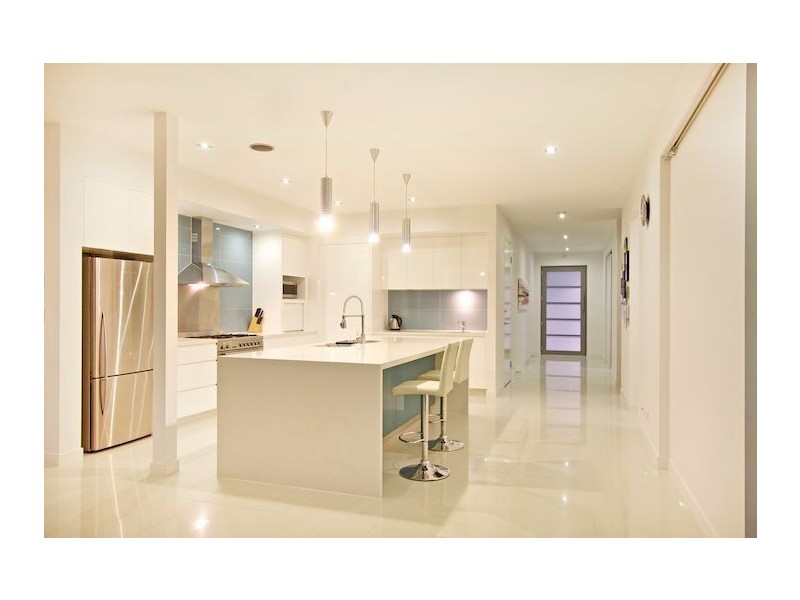 87 Botanical Circuit, Banora Point NSW 2486