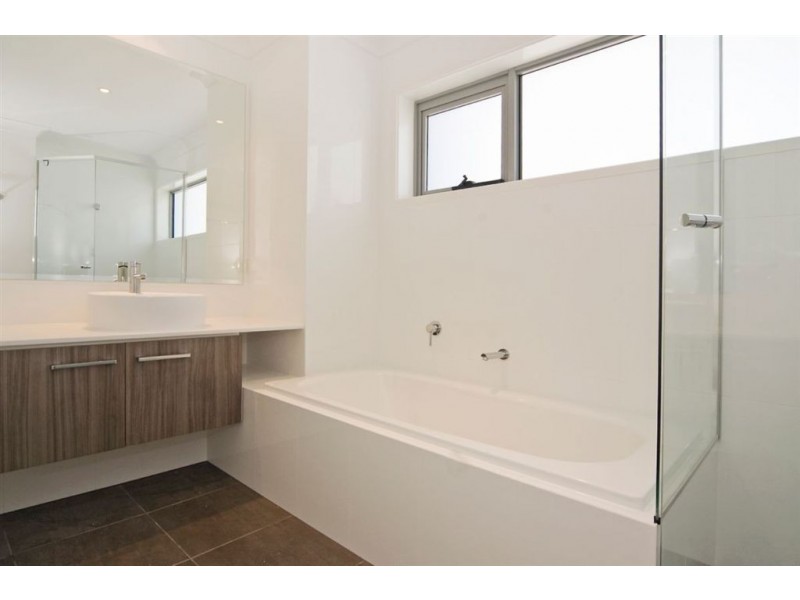 2/3 Malparara Street, Tugun QLD 4224